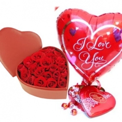 Romantic gift box collection of rose,chocolate with balloon philippines