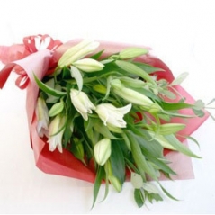 Five Perfume lilies Bouquet Delivery to Manila