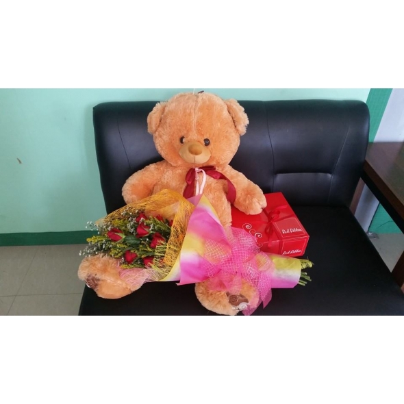 12 Red Roses Bouquet,Red Ribbon Cake with Pink Bear